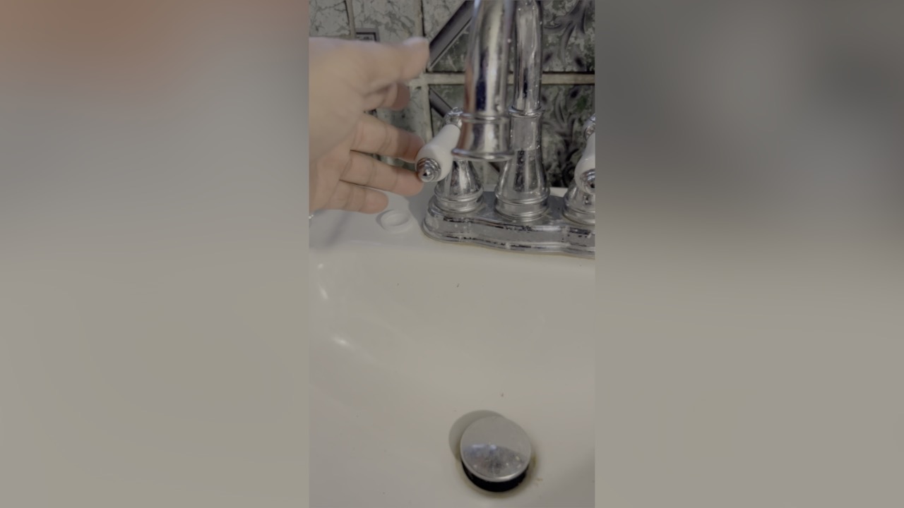 Weedpatch residents endure week without water as community seeks permanent solution