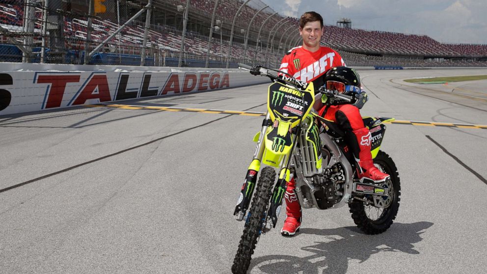 Motorcycle Daredevil Alex Harvill Dies In Crash Practicing For World Record Jump Motorcycle Daredevil Alex Harvill Dies In Crash Practicing For World Record Jump