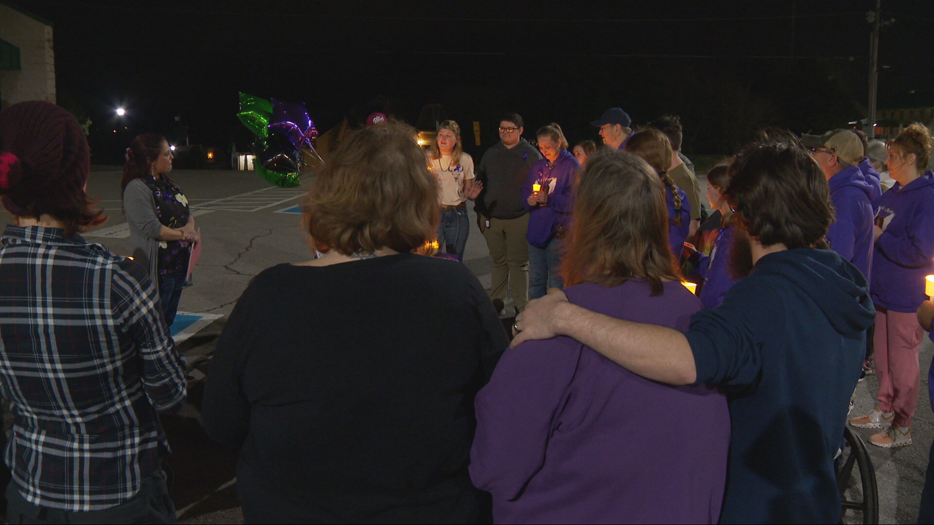 Community rallies for vigil of 17-year-old killed by ex-boyfriend
