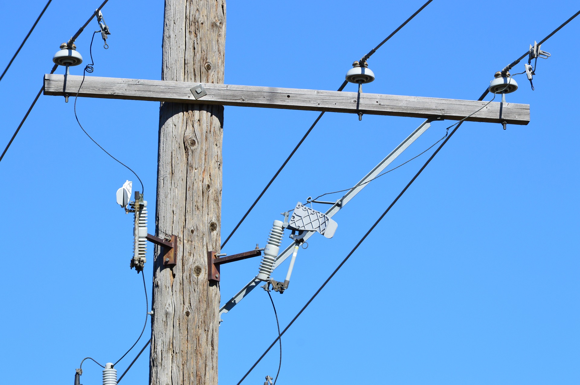 power-line-g12336b6c0_1920.jpg