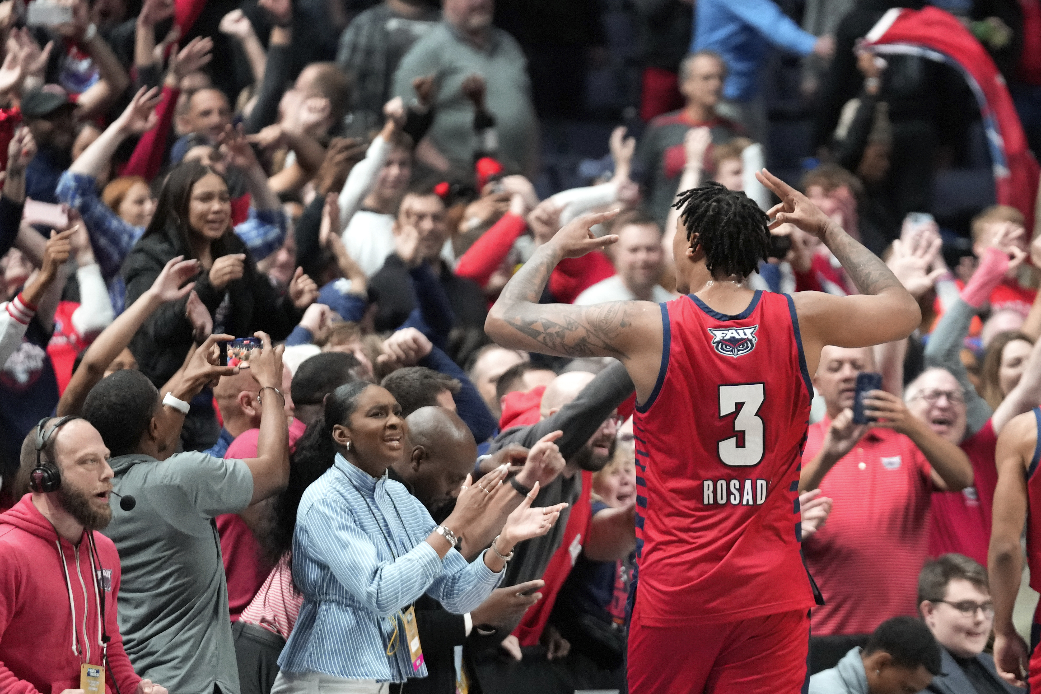 Florida Atlantic Owls forward Giancarlo Rosado celebrates after beating Memphis Tigers in first round of NCAA tournament, March 17, 2023