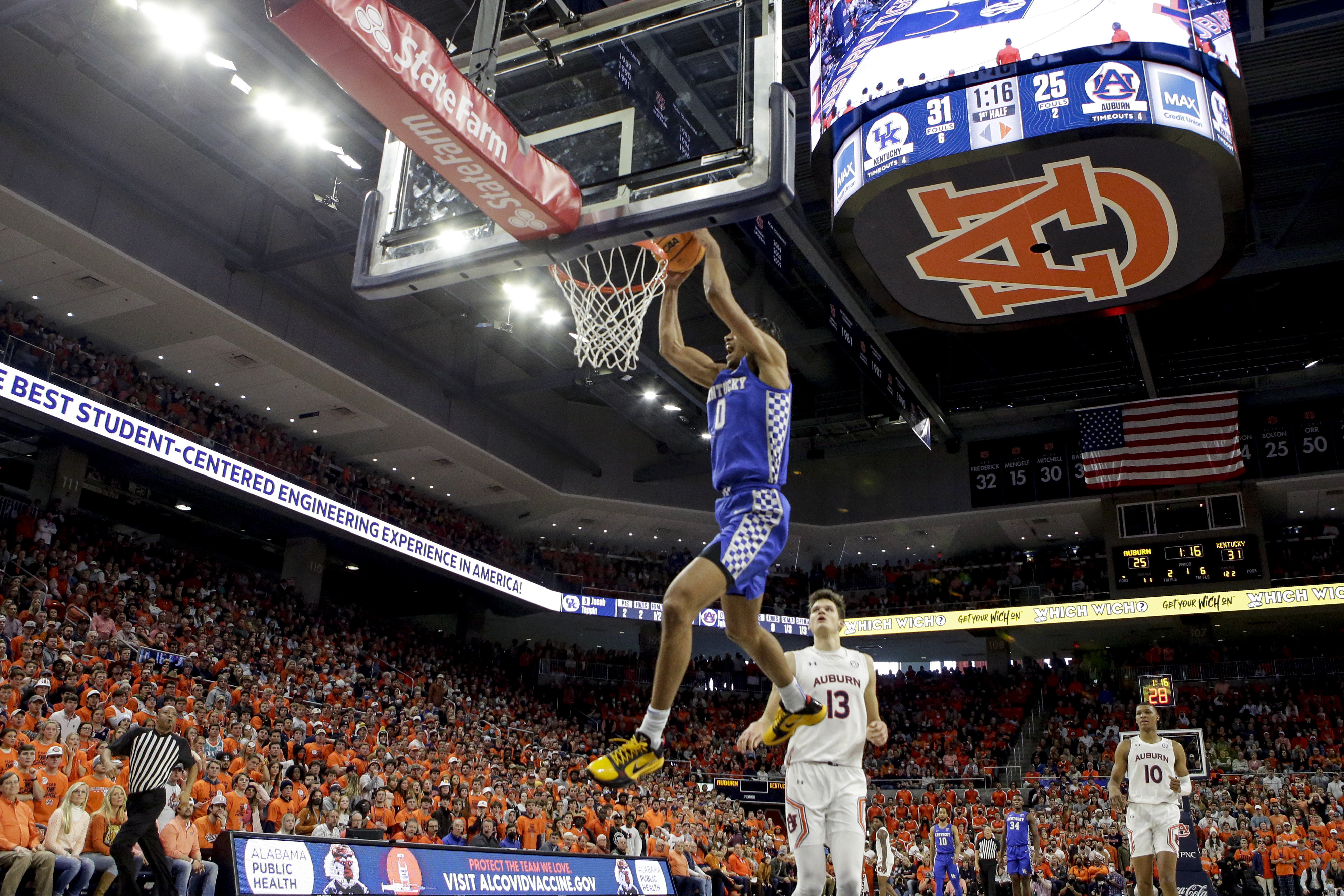 jacob toppin dunk auburn