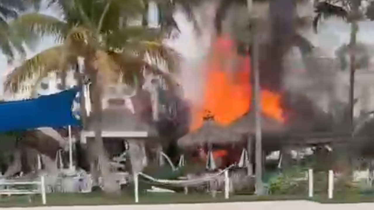 Fire at E.R. Bradley's Saloon in West Palm Beach on Sept. 9, 2021