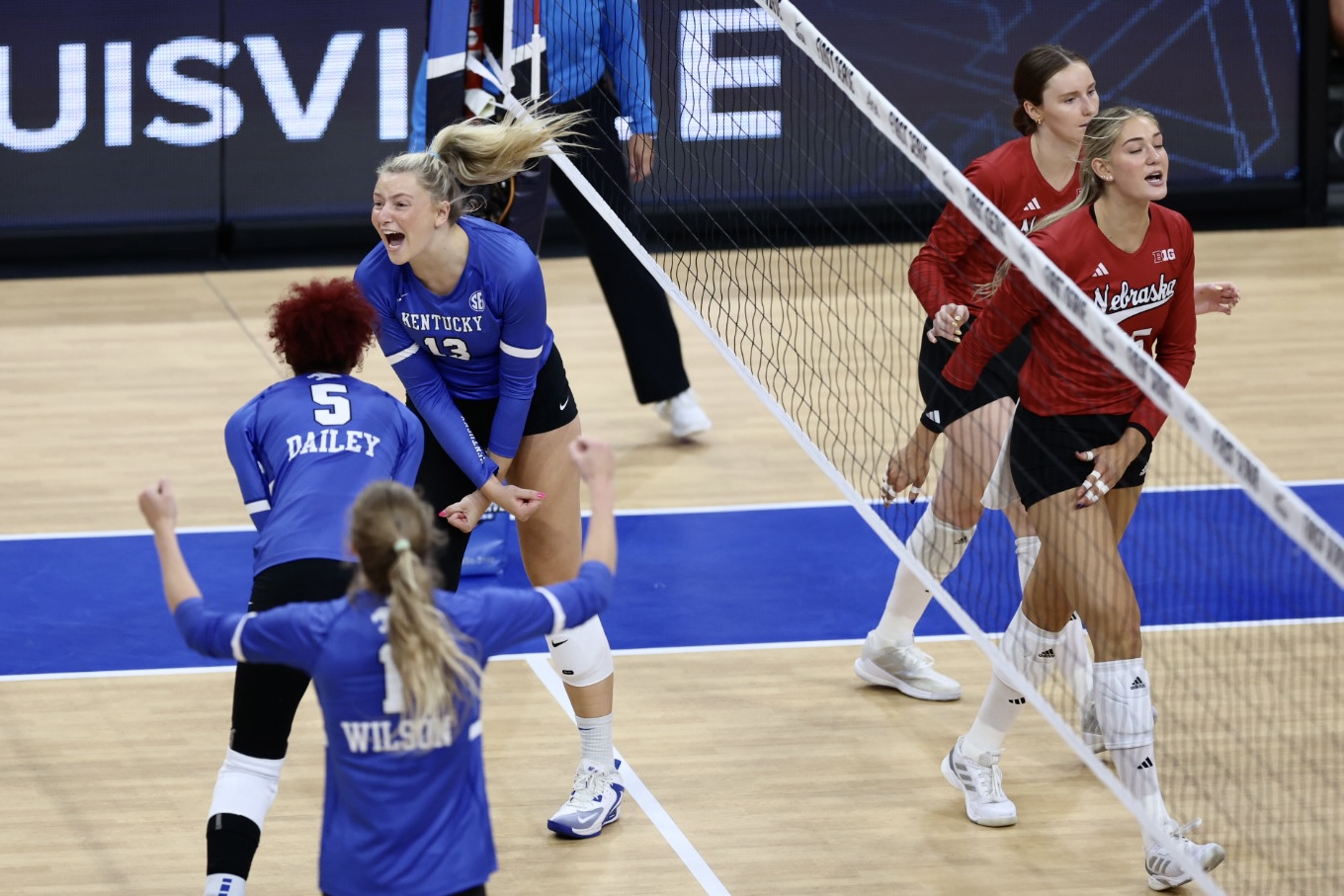 KENTUCKY VOLLEYBALL VS NEBRASKA.jpg