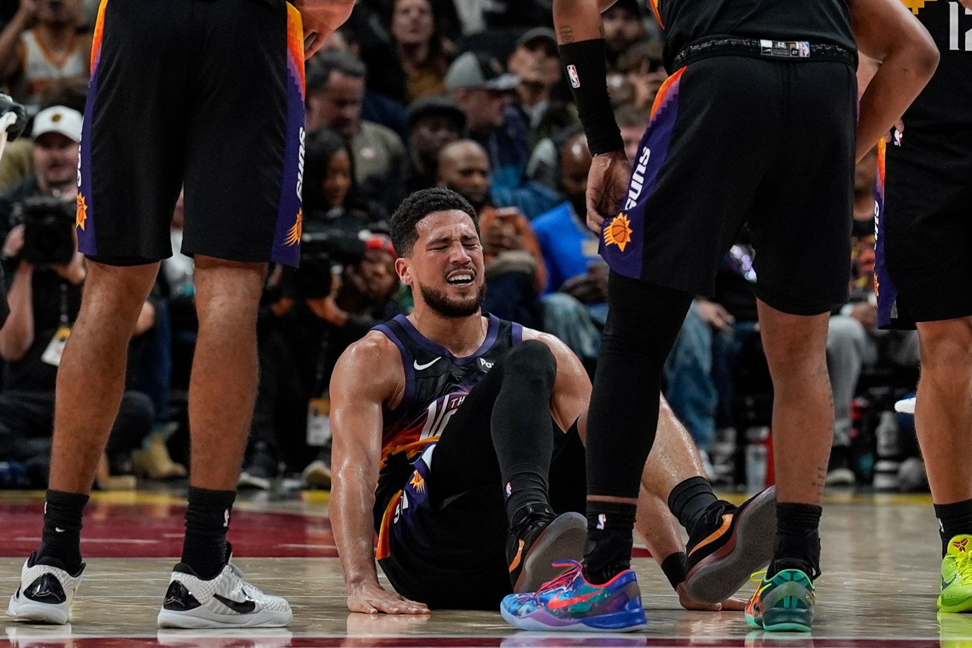 Suns Hawks Basketball
