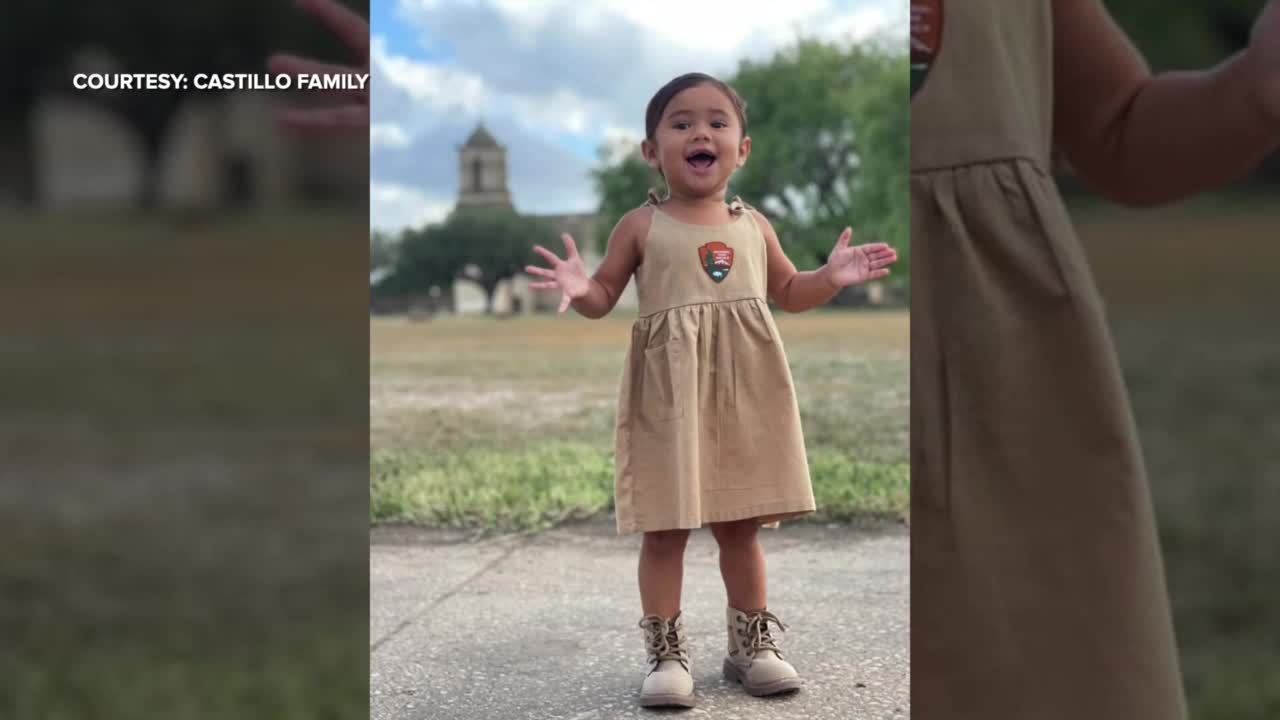 Two-year-old visiting all 63 national parks pays a visit to Glacier - Vimarsana News
