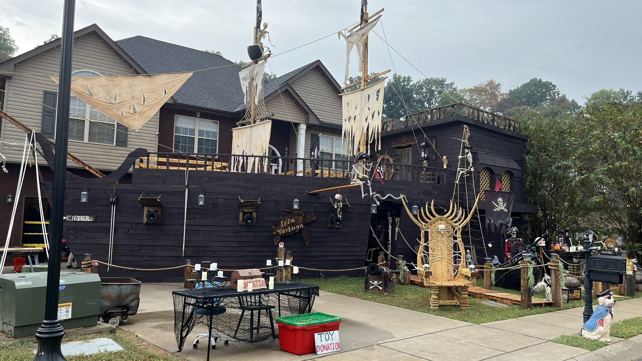 halloween pirate ship.jpg