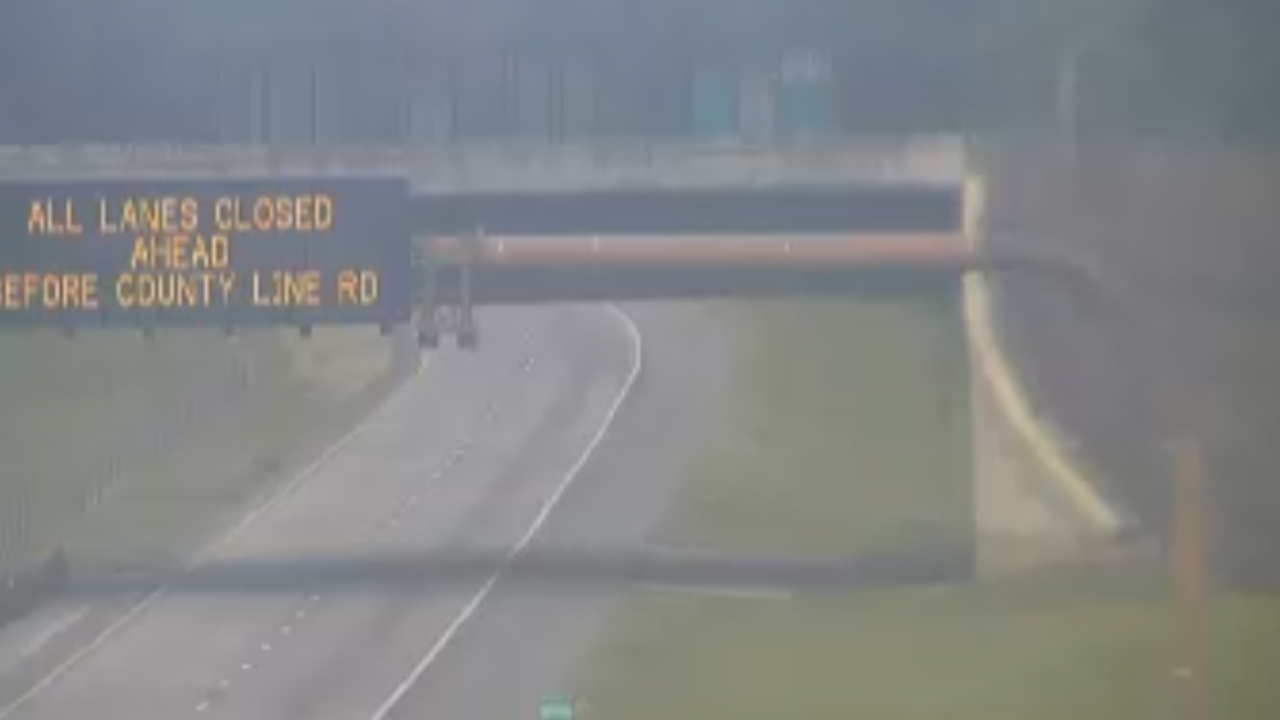 Veterans Expressway closed due to severe weather, downed power lines