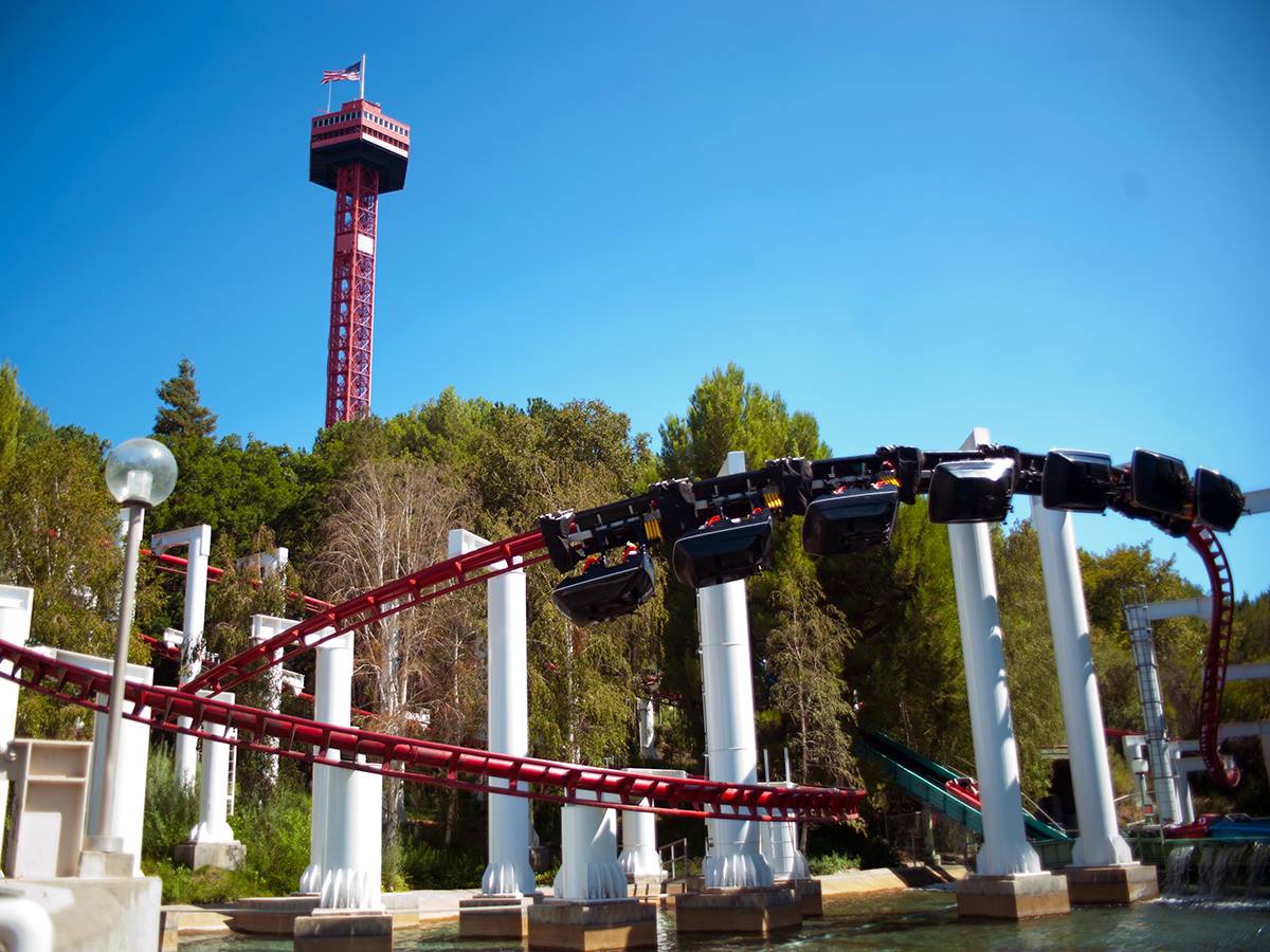 Six Flags Magic Mountain in California announces temporary closure