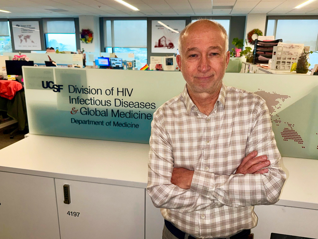 Dr. Steven Deeks at the UCSF Division of HIV Infectious Diseases and Global Medicine on May 5, 2026, in San Francisco.
