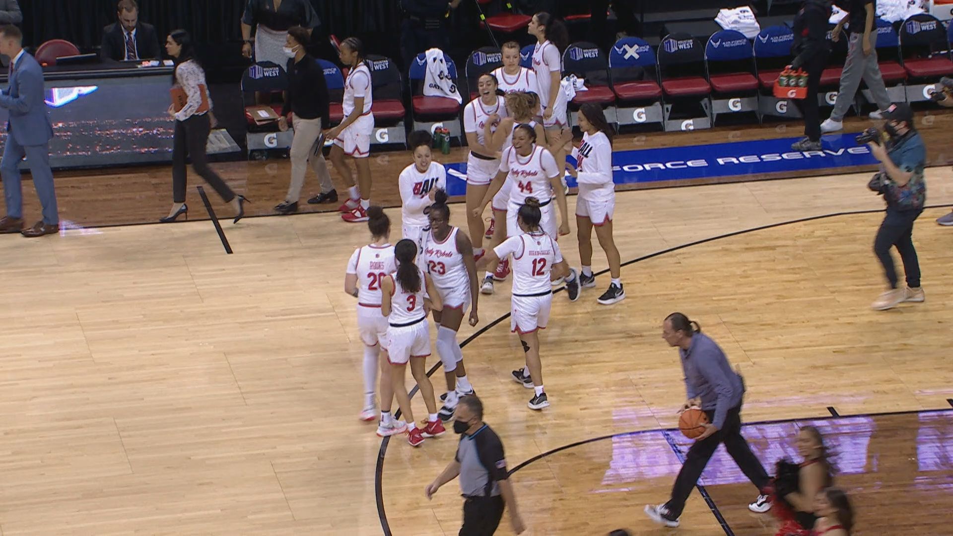 Falcons historic season comes to an end in MWC tourney loss to UNLV