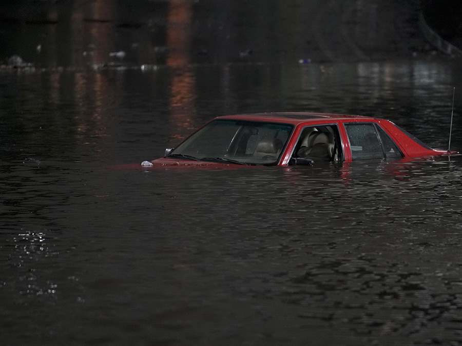 Severe Weather california flooding 010423