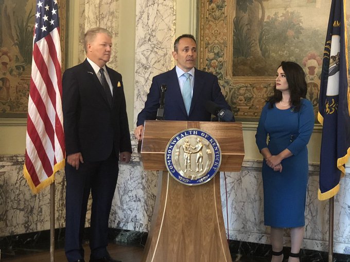 gun rights group gives bevin award.jpeg