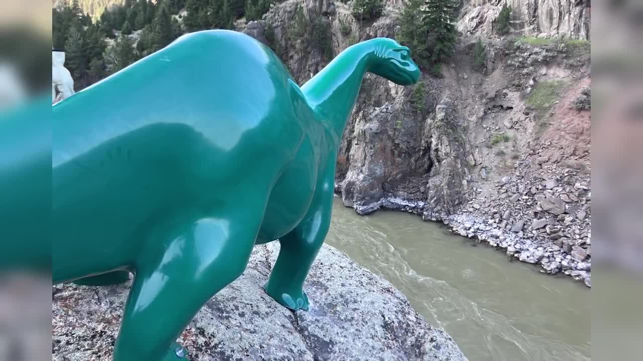 Gardiner Dinosaur 