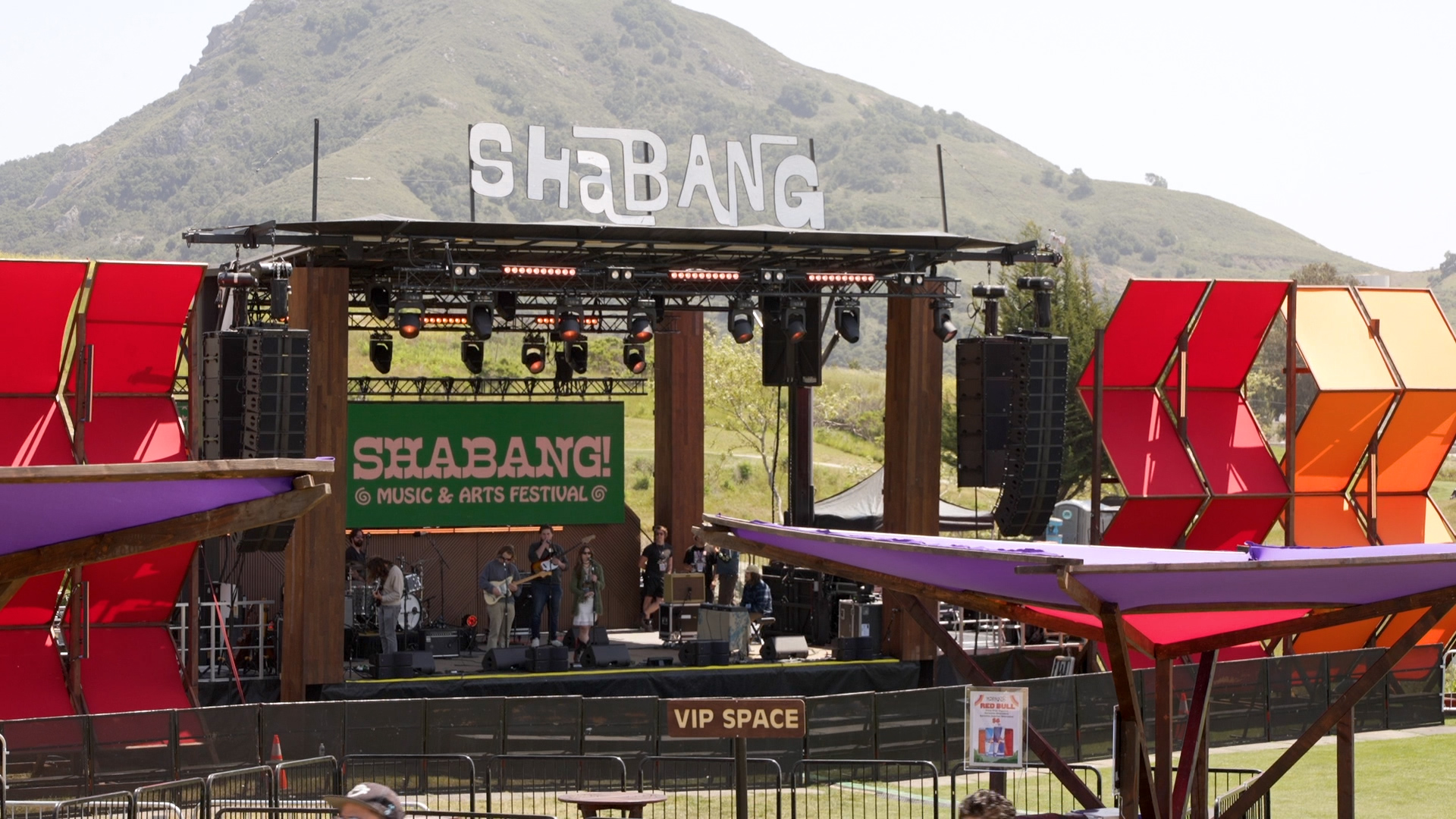 SHABANG FESTIVAL VO.00_00_16_04.Still001.jpg