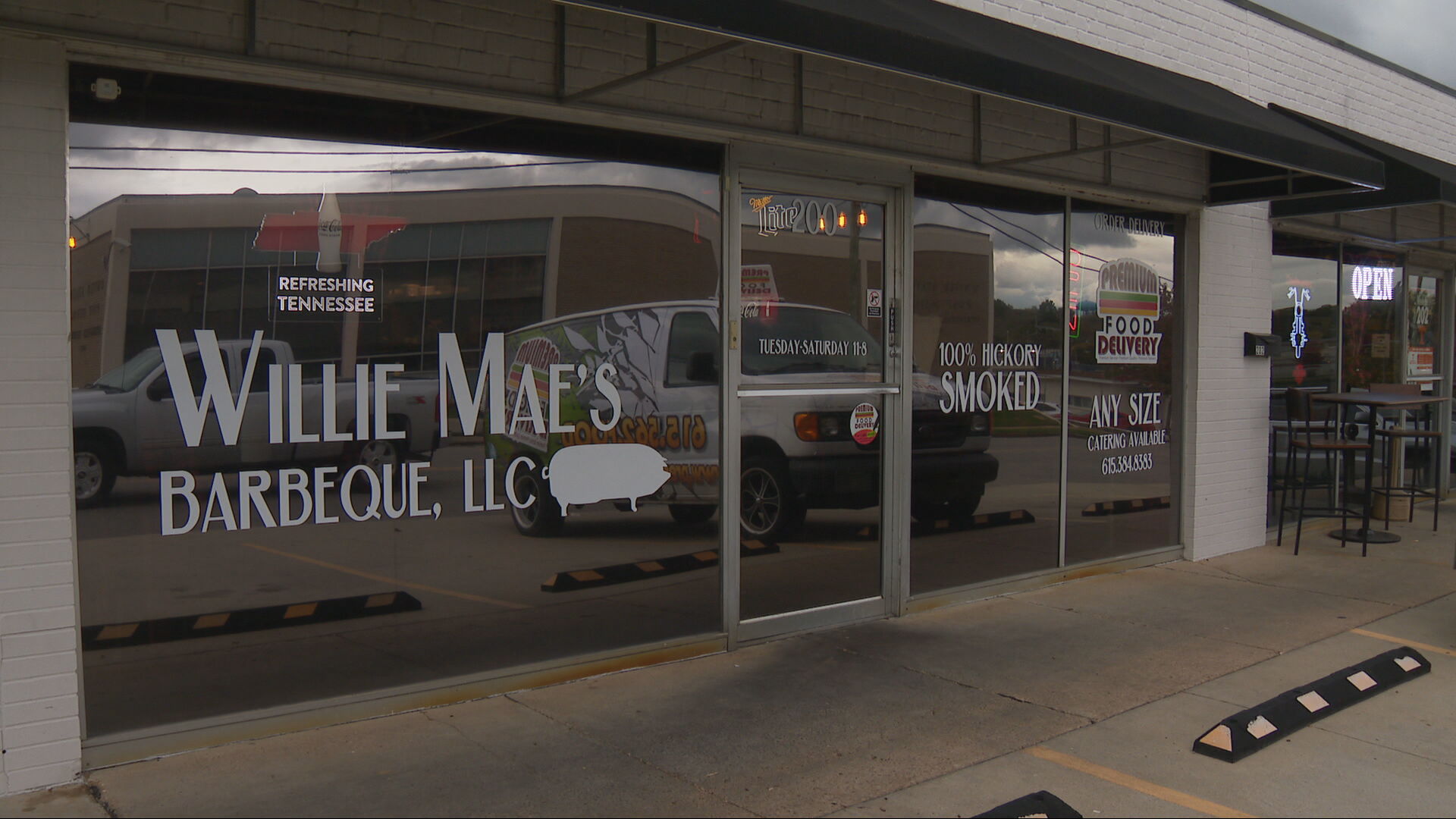 Willie Mae's BBQ.jpeg