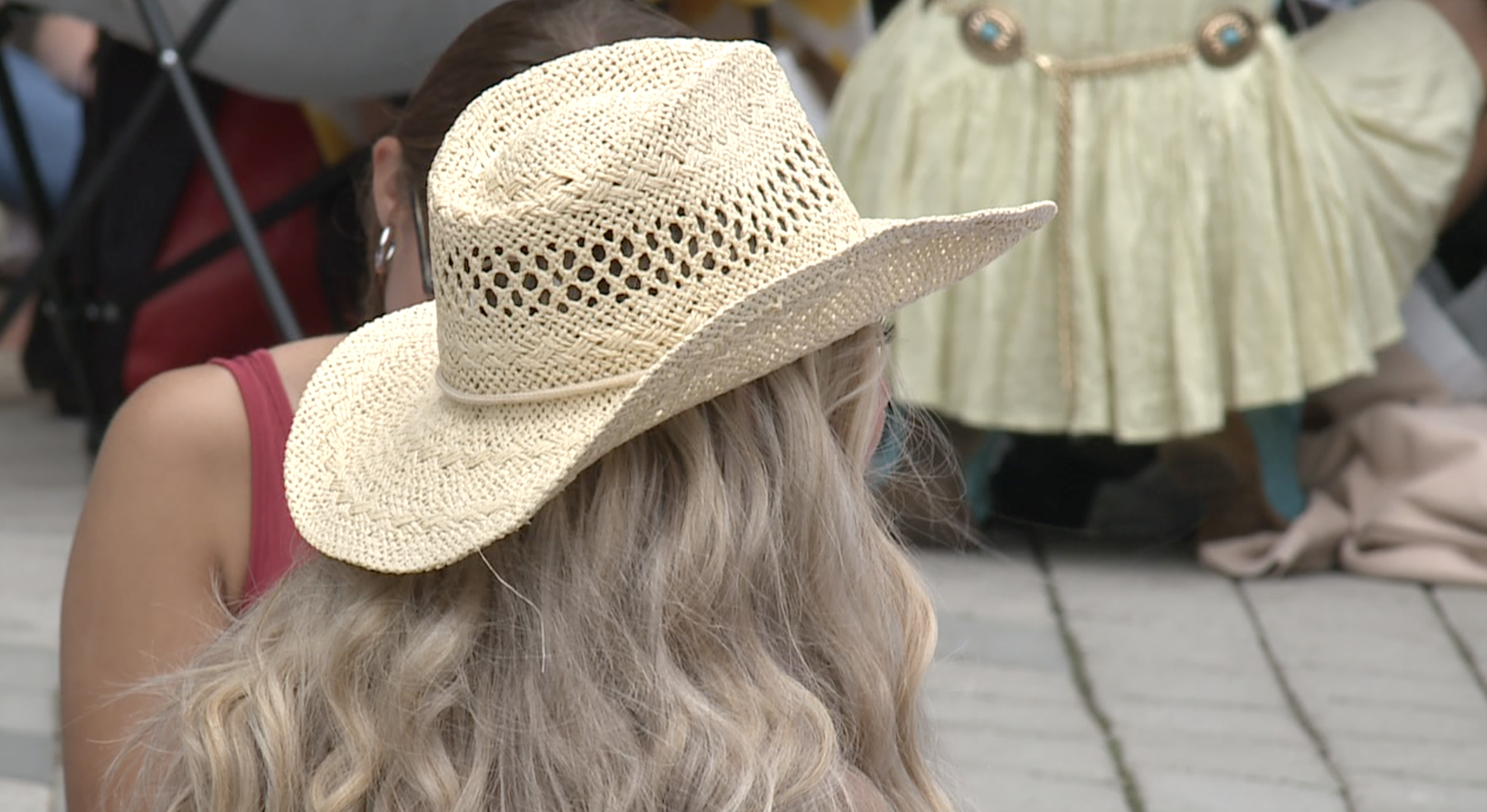 Morgan Wallen fans.png