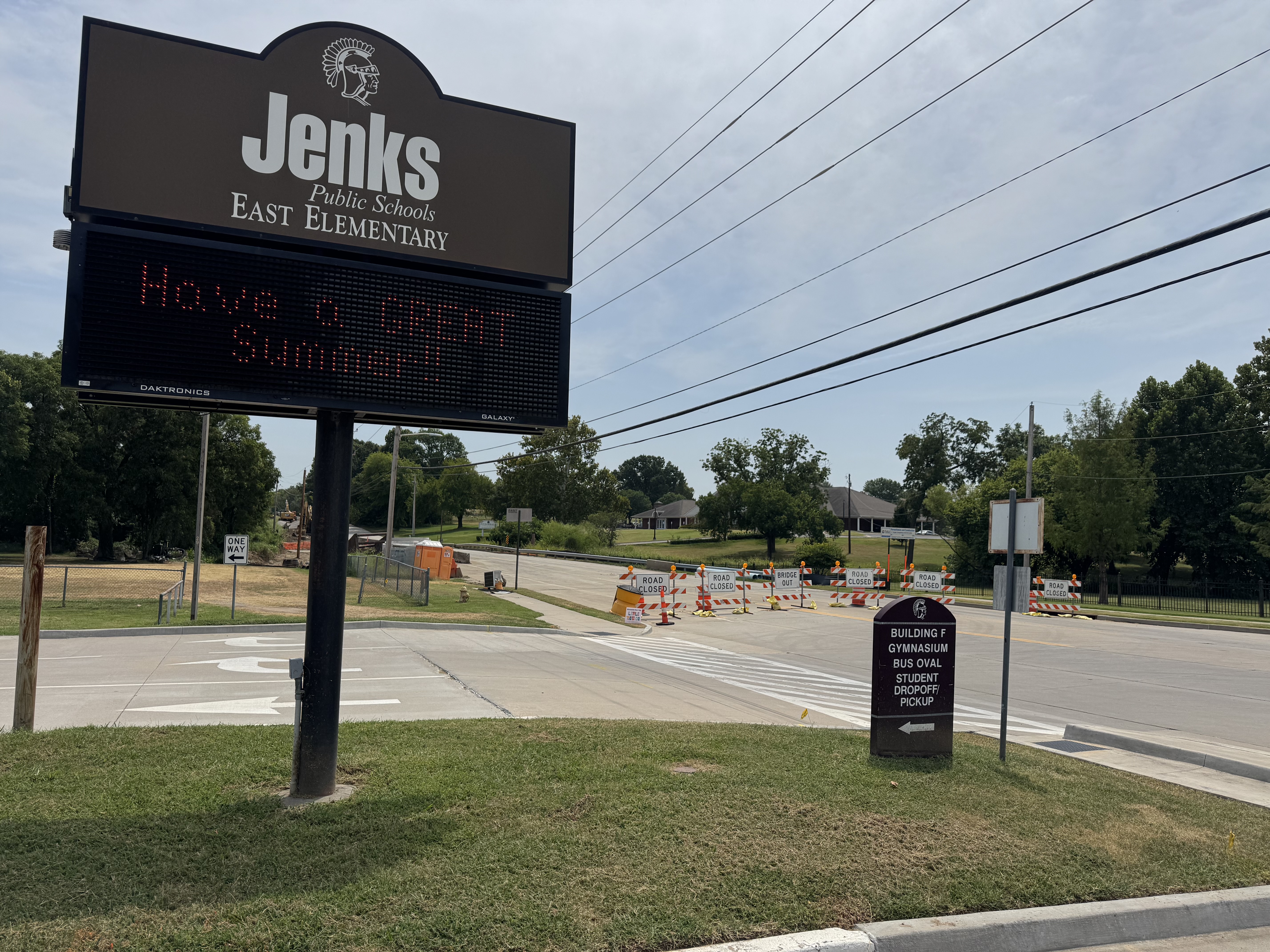 Jenks east elementary construction.jpeg