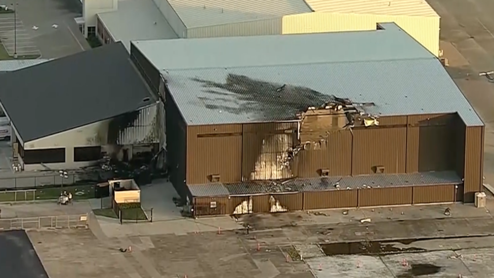 plane crash into Dallas building