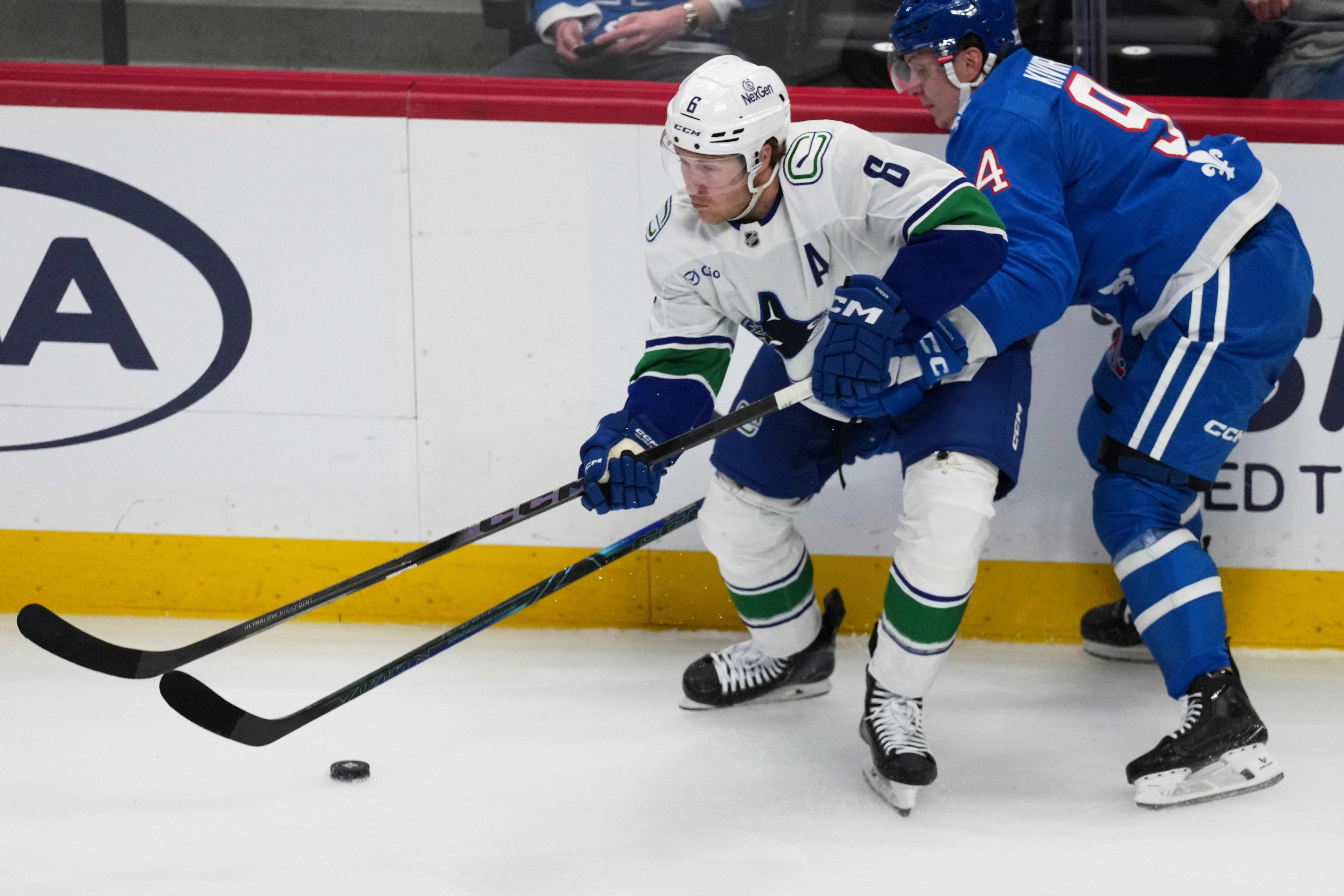 Canucks Avalanche Hockey