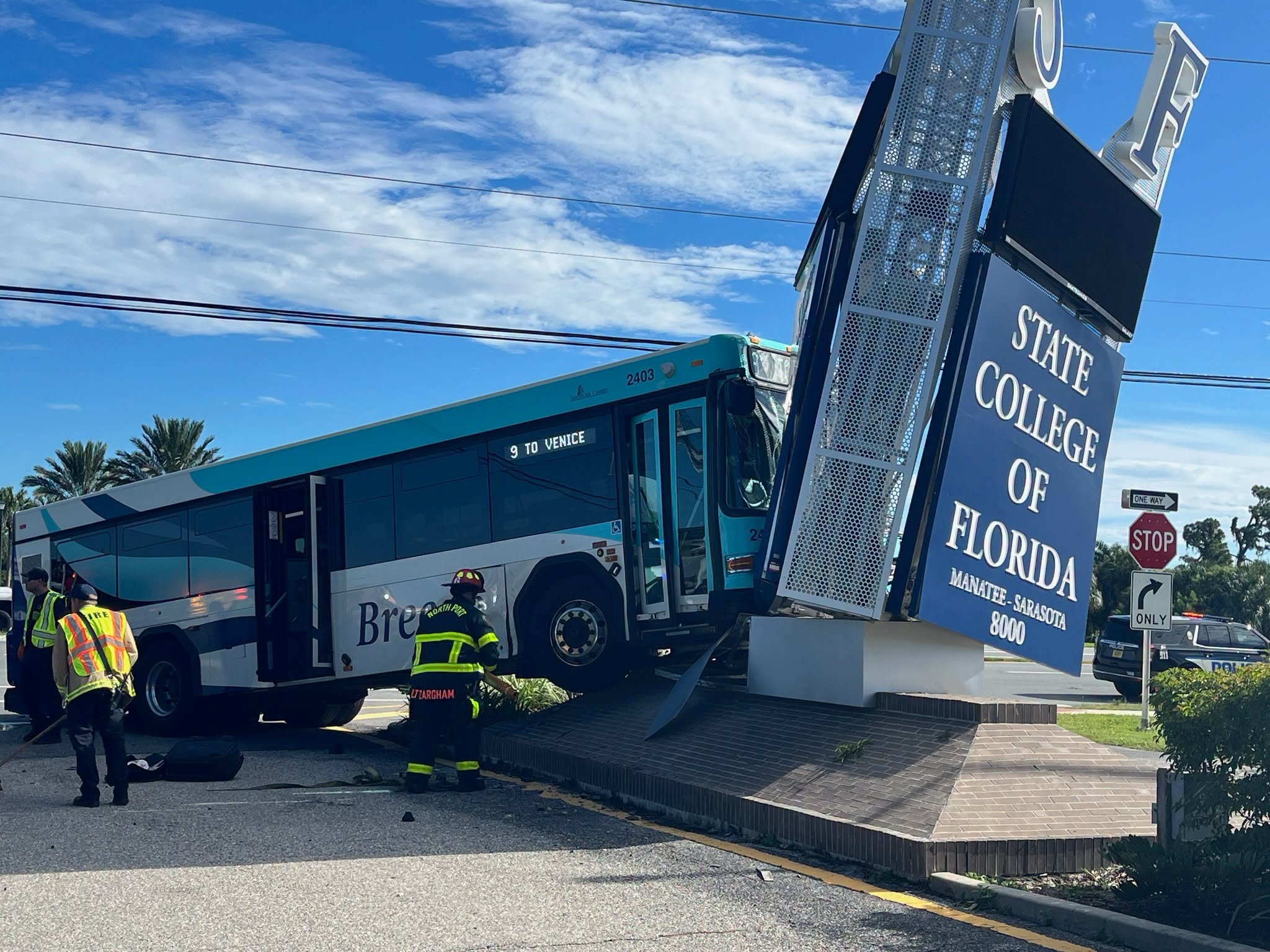 SARASOTA BUS CRASH 1.jpeg