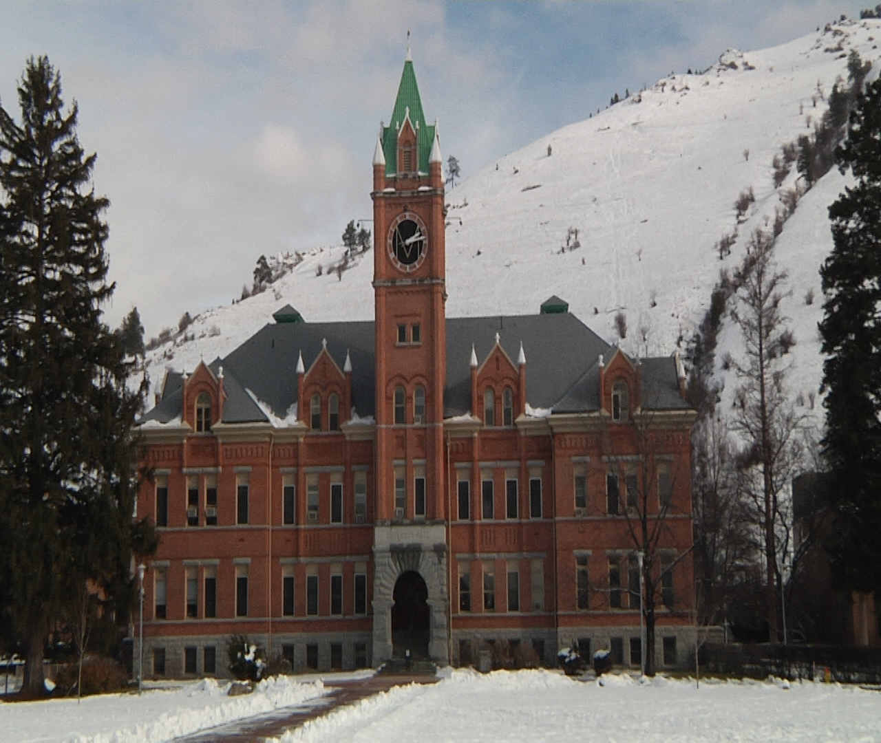 UM Main Hall.jpg