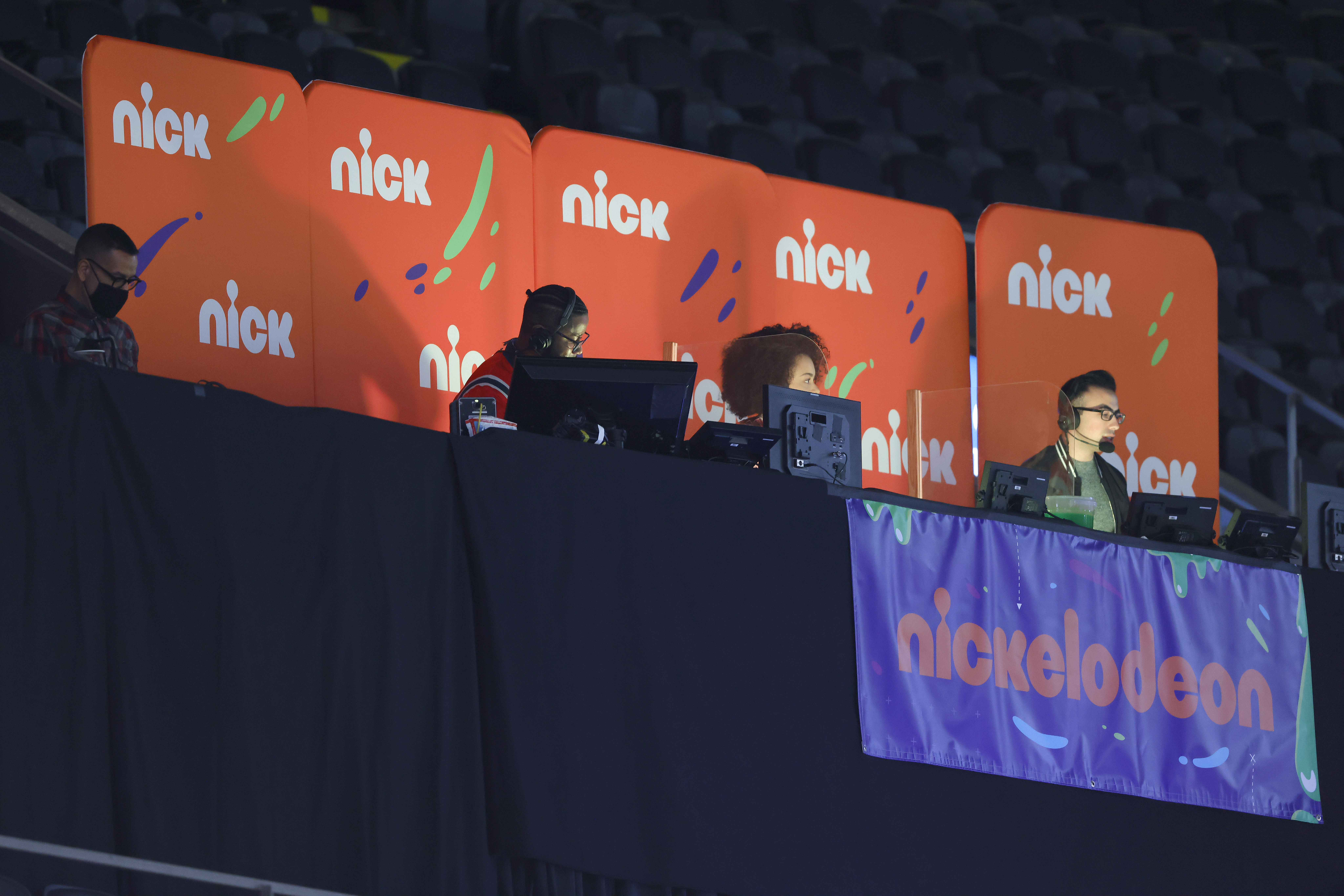 Nickelodeon announcers Bears Saints Football
