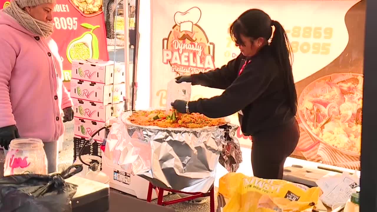 lakes park farmers market