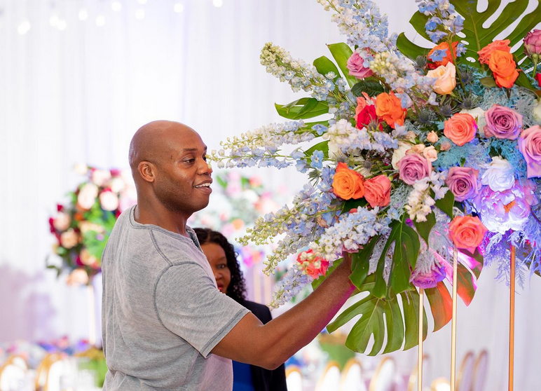 The Flower Guy Bron.png