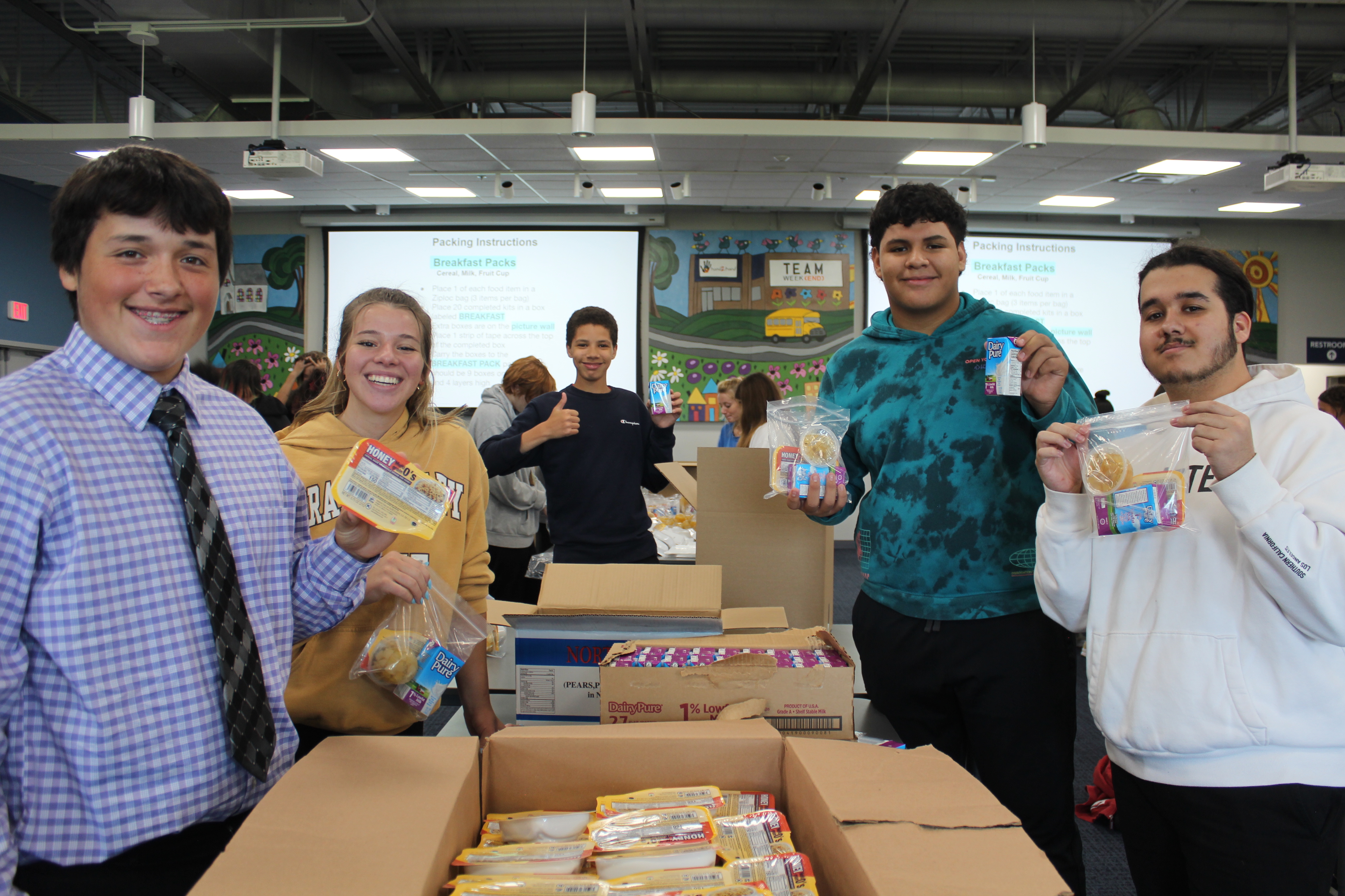 Student Volunteers at Hand2Hand