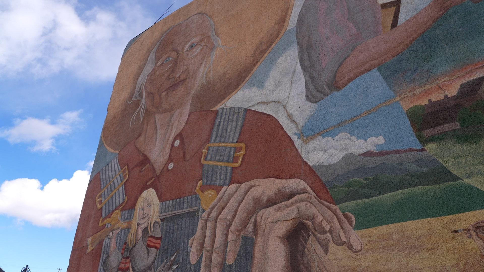 women mural.jpg