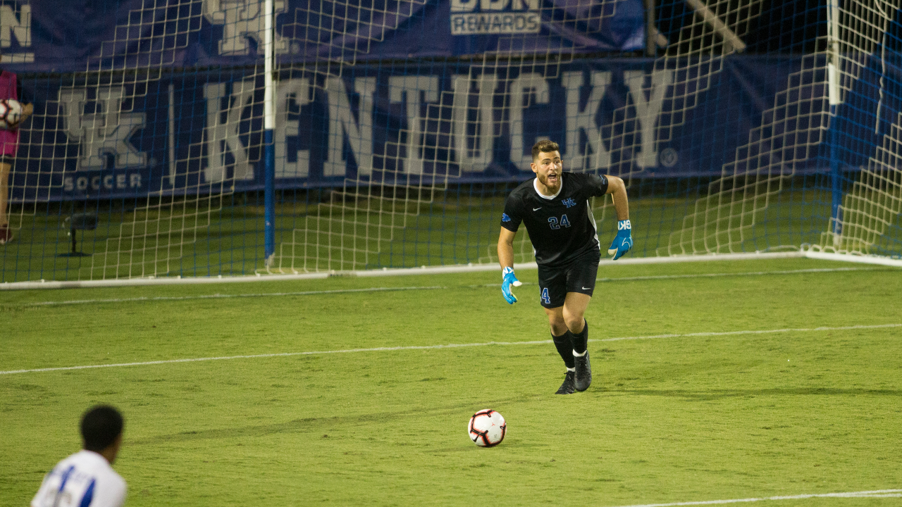 UK MEN'S SOCCER GOALIE.png