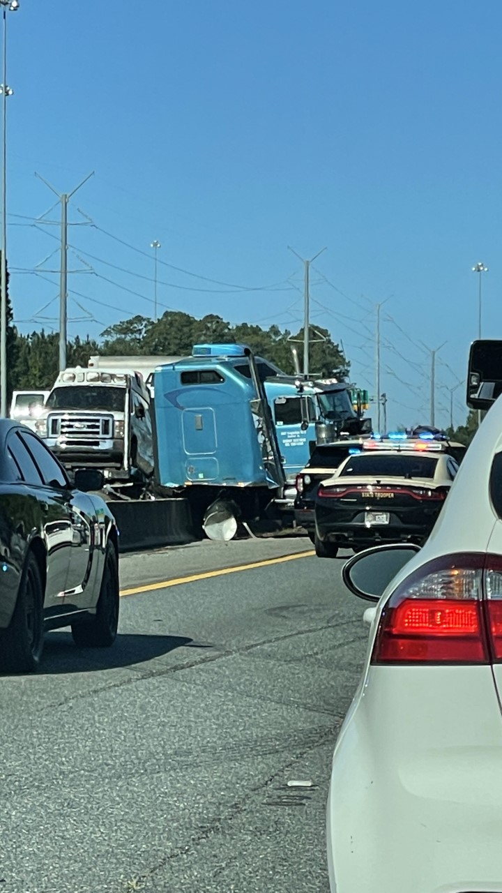 050223 accident interstate 10 monroe street thumbnail_FullSizeRender.jpg