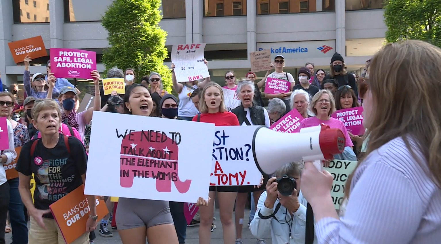 Over 100 gather in Richmond in wake of leaked Roe v. Wade opinion