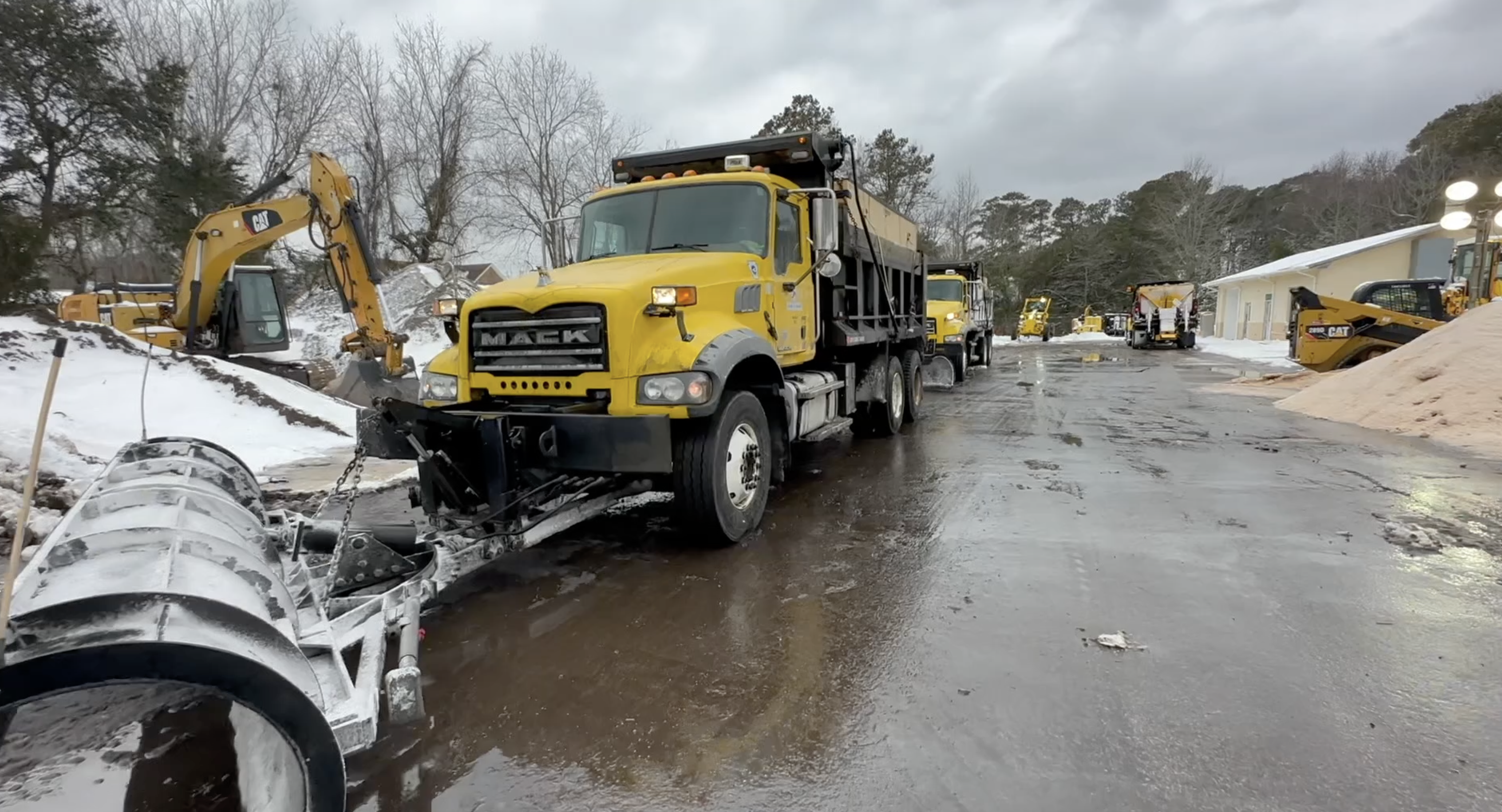 OBX Snowstorm NCDOT Crews