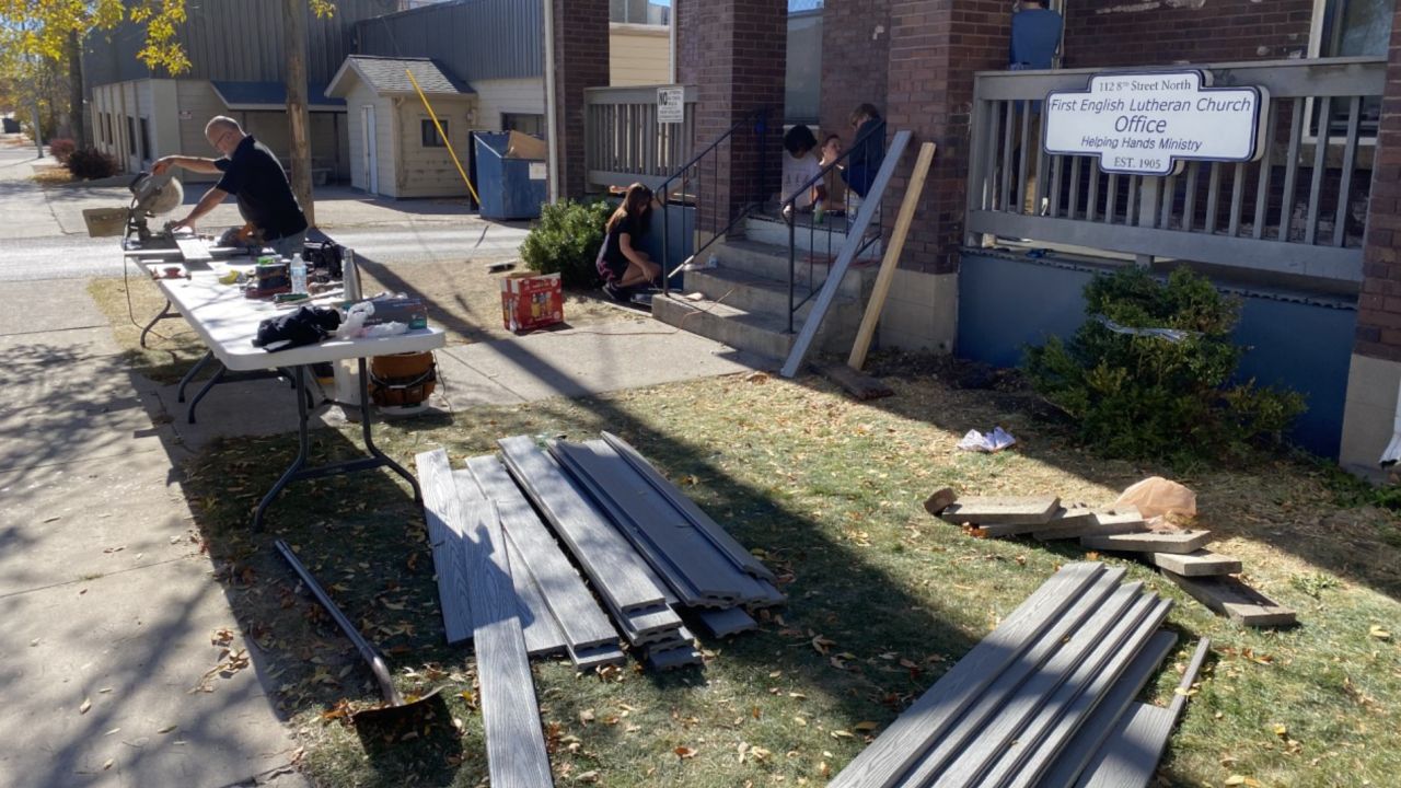 Boy Scouts lend a hand to Great Falls church