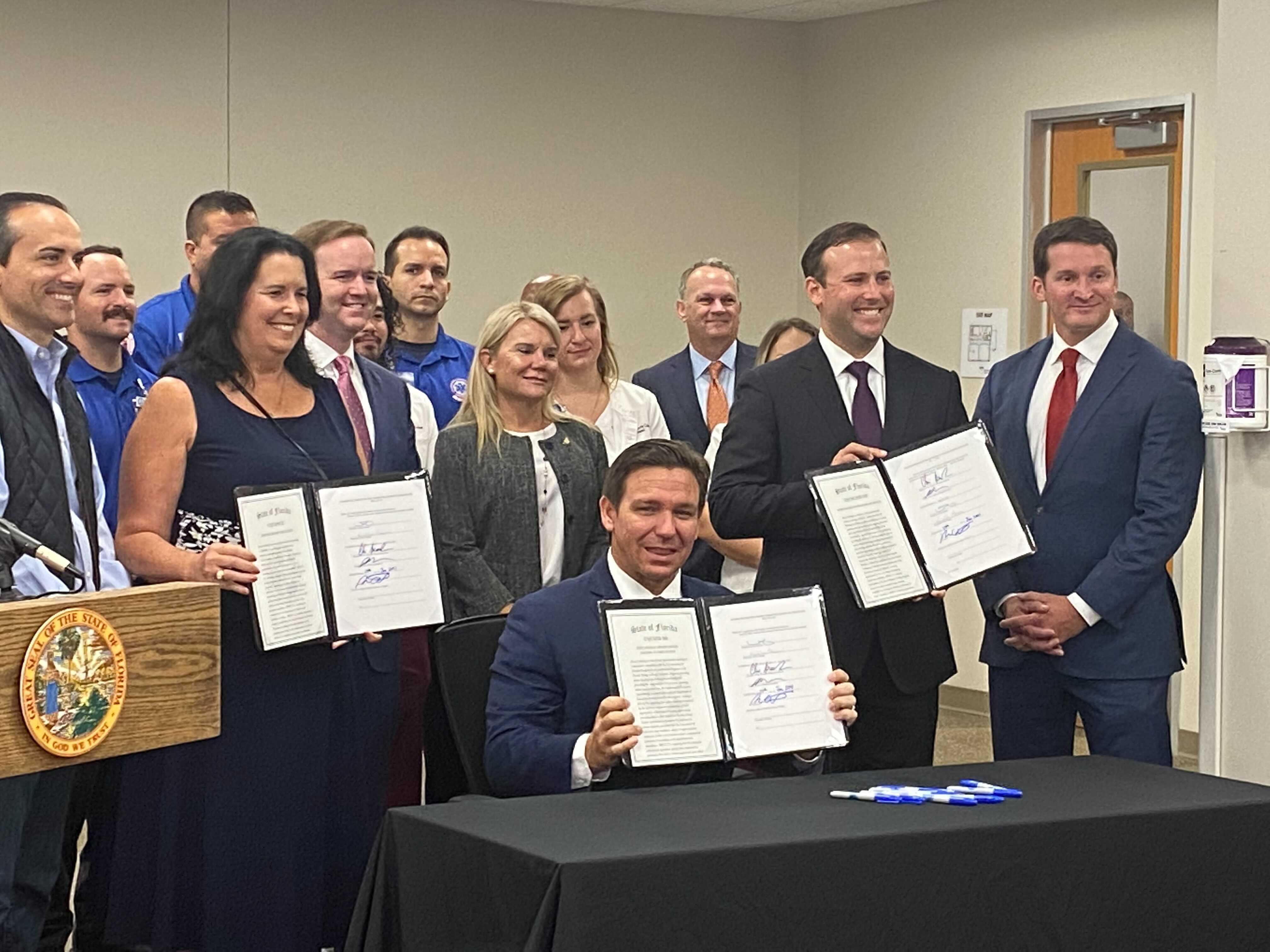 Desantis Signs Bills Aimed At Streamlining Workforce Process