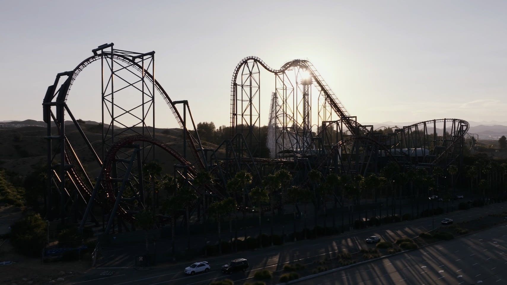 RESTRICTED FOR SPECIFIC ARTICLE ONLY Six Flags X2