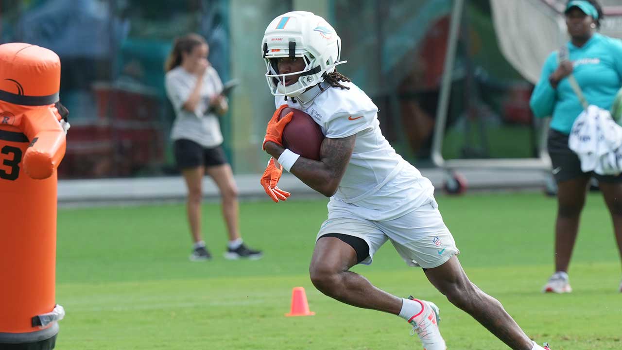 Miami Dolphins wide receiver Caleb Douglas runs drills during practice at the team's NFL football training camp, Friday, July 31, 2026, in Miami Gardens, Fla. (AP Photo/Marta Lavandier)