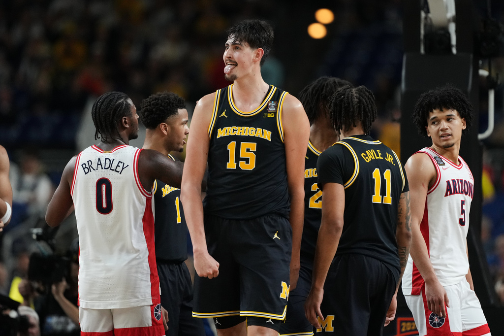 NCAA Michigan Arizona Basketball