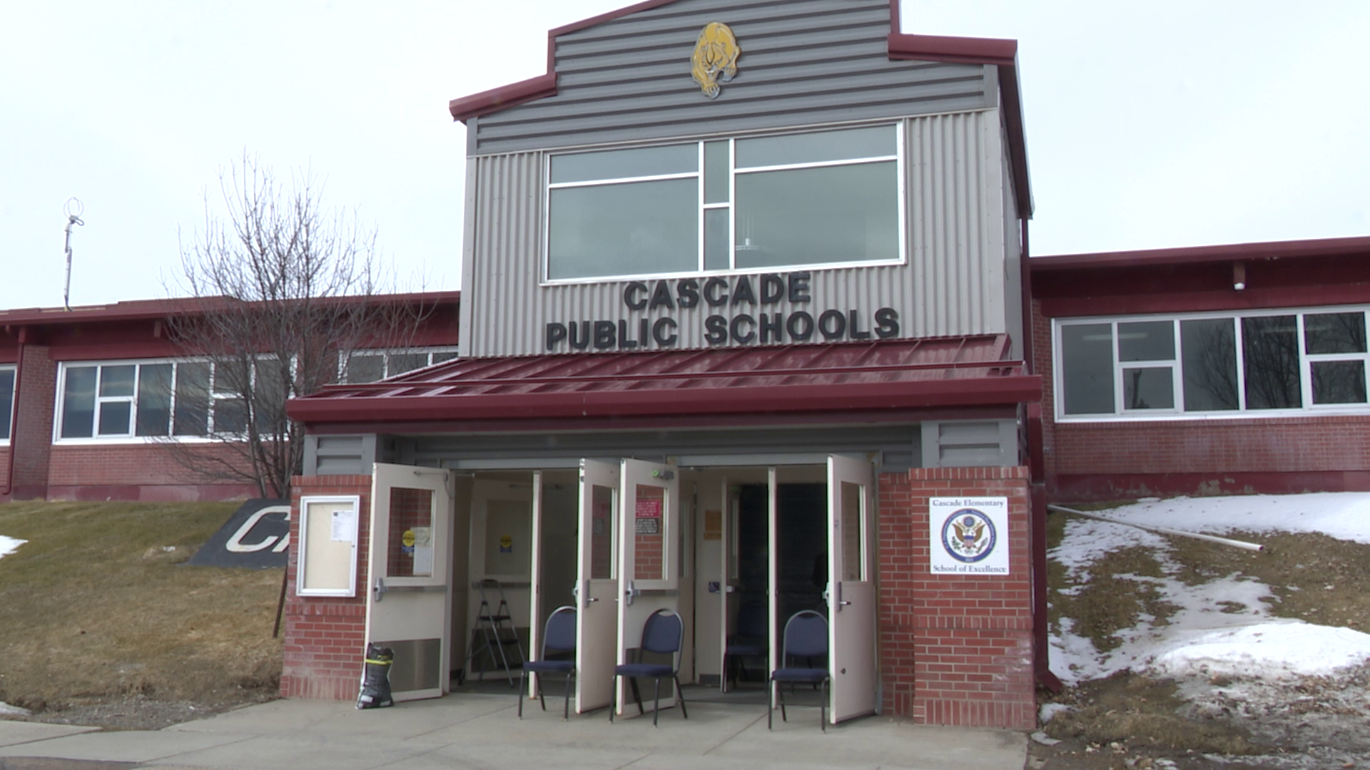 Small fire at Cascade school