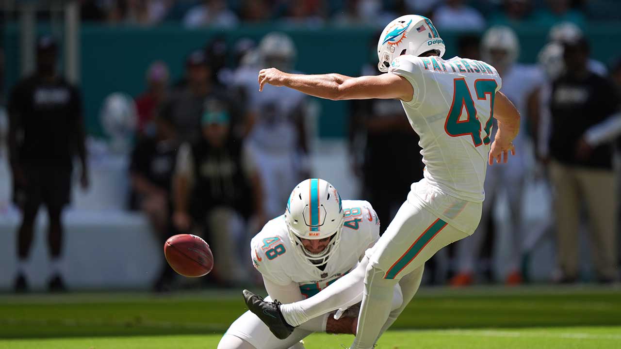 Miami Dolphins kicker Riley Patterson (47) kicks an extra point during the first half of an NFL football game against the Cincinnati Bengals in Miami Gardens, Fla., Sunday, Oct. 11, 2026.