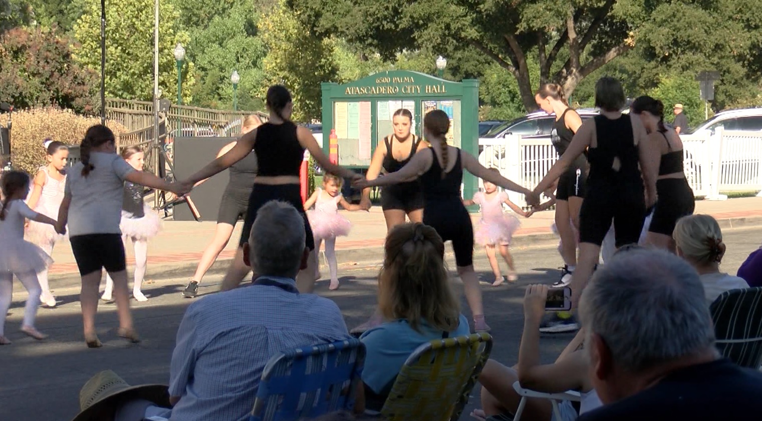Cruisin’ Weekend wraps up in Atascadero with Dancing in the Streets event.