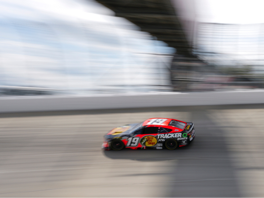 nascar_race_ap.png