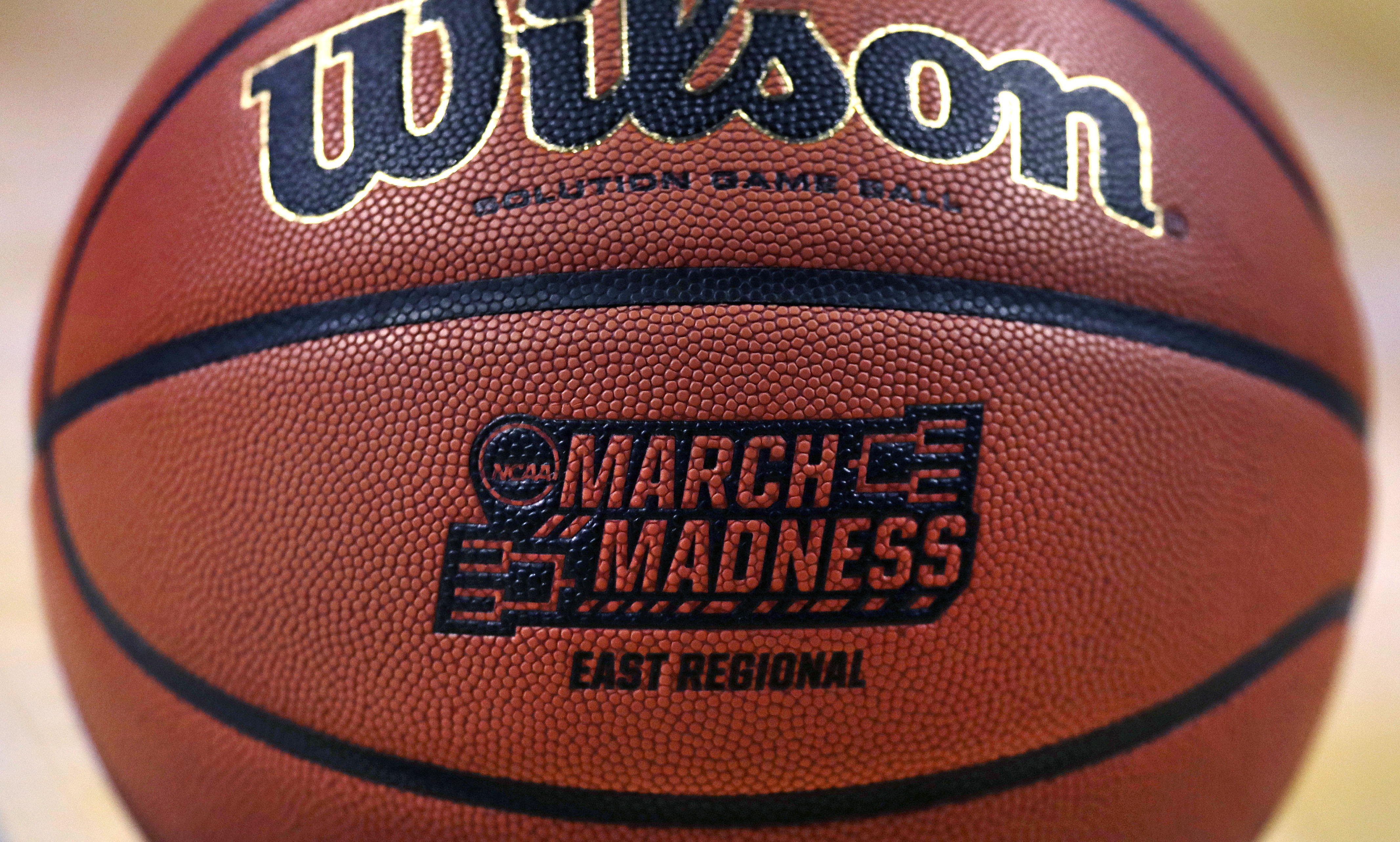 NCAA in talks with Indianapolis to host all of March Madness