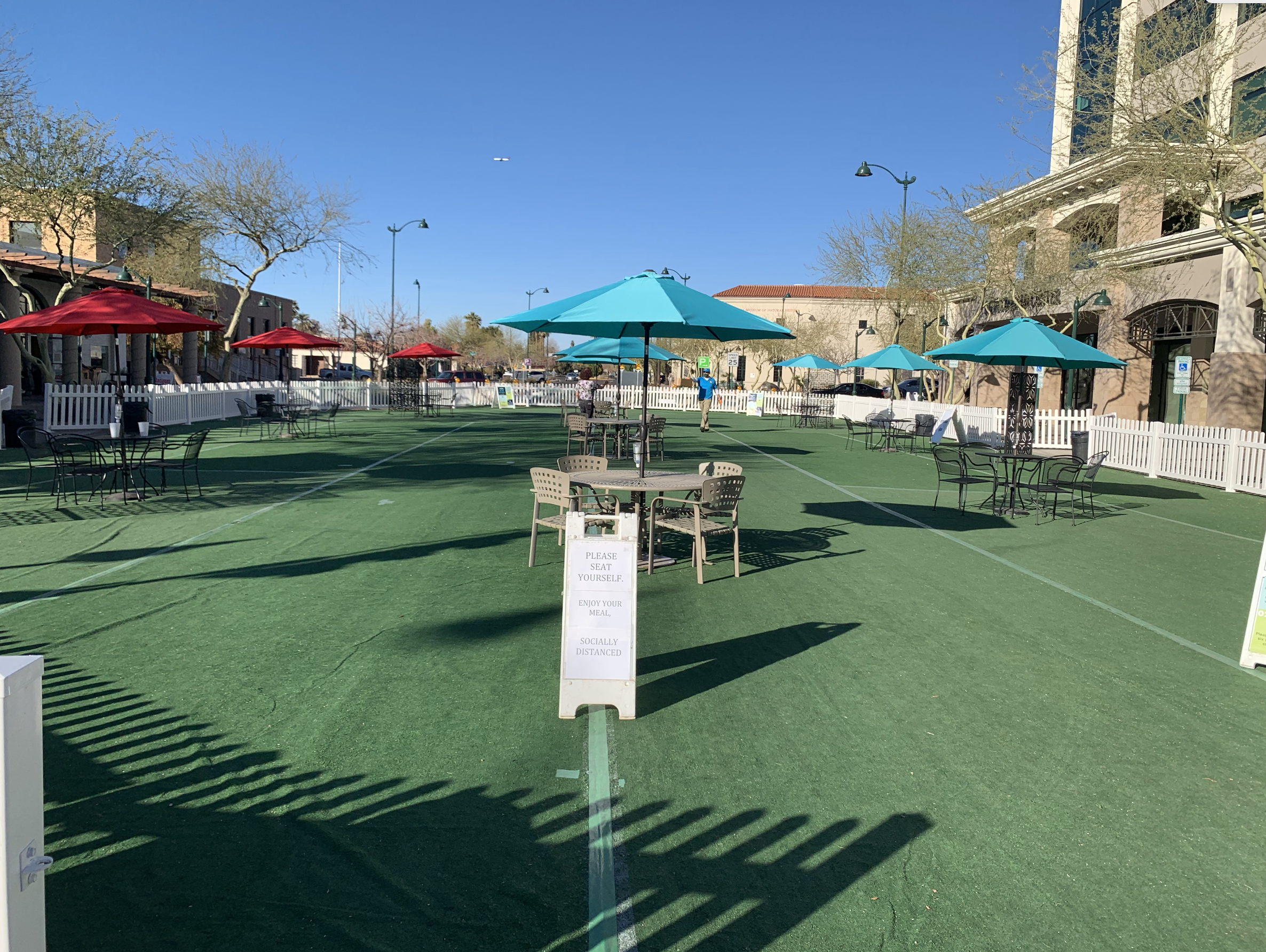 Al Fresco off Main in Mesa - handout