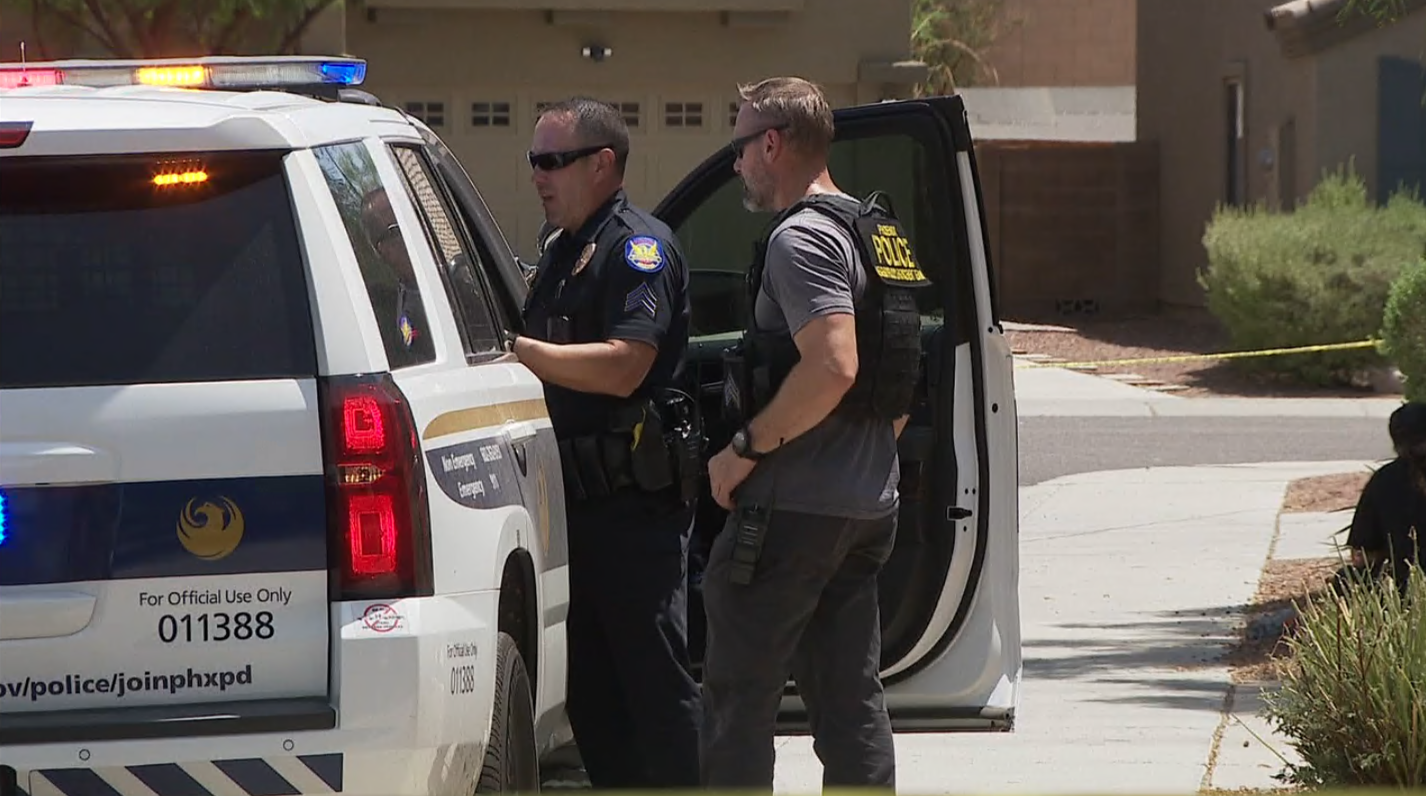111th Avenue and Camelback Road police shooting 