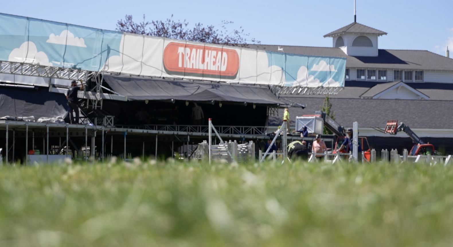 Trailhead Stage.png