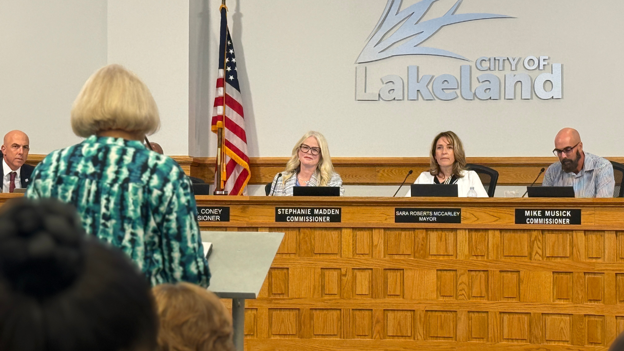 Lakeland officials pass 1-year data center moratorium 