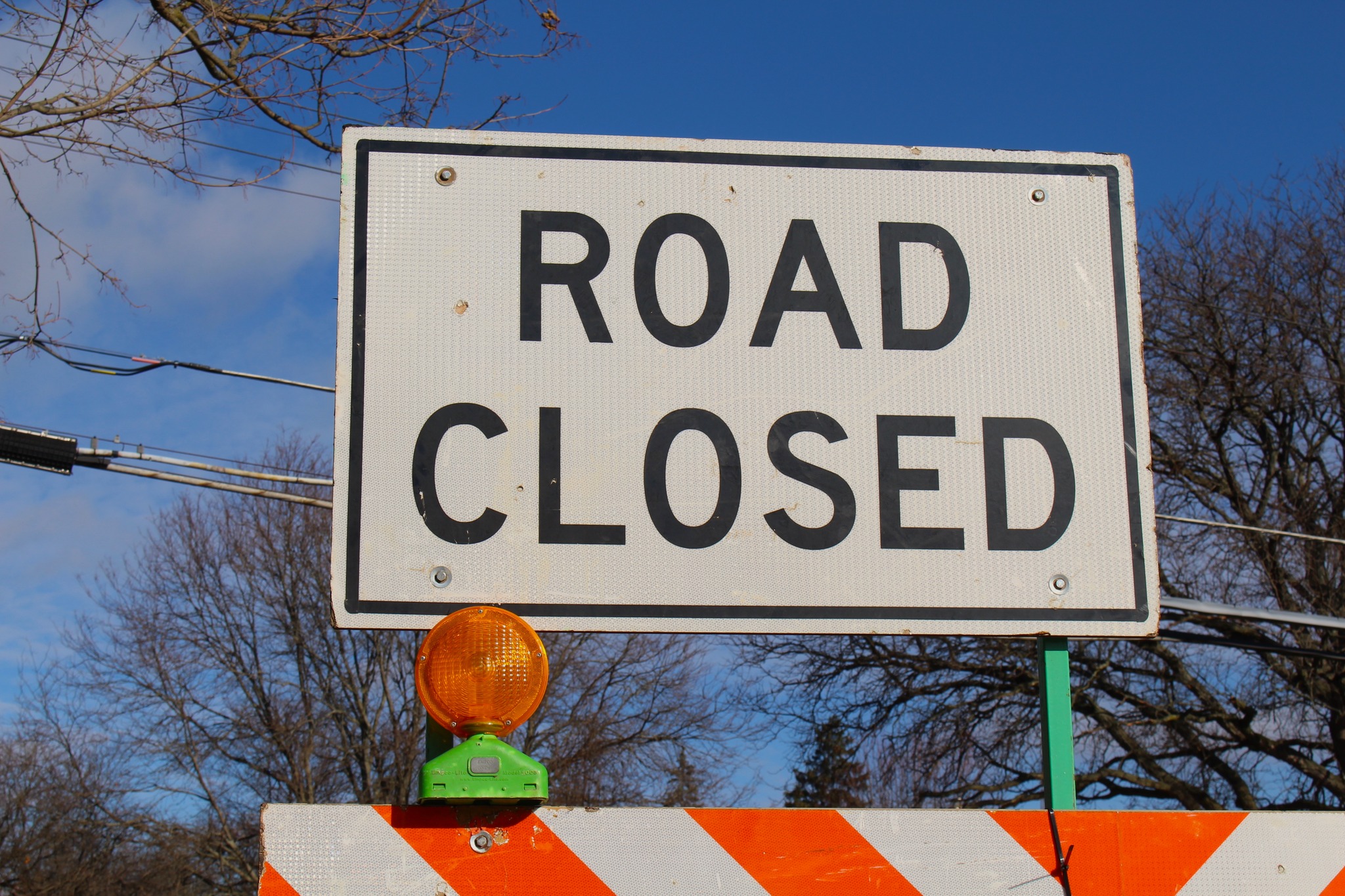 Road closed sign.jpeg